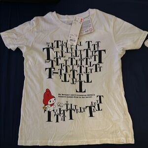 Uniqlo White Short Sleeve Tee with Graphic Nature Print